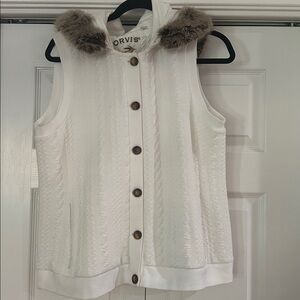 Orvis Quilted White Vest with Detachable Faux Fur Collar